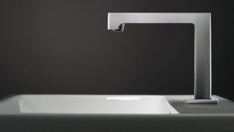 Geberit Brenta Fotoselli Lavabo Bataryası Pilli Tek Su Girişli