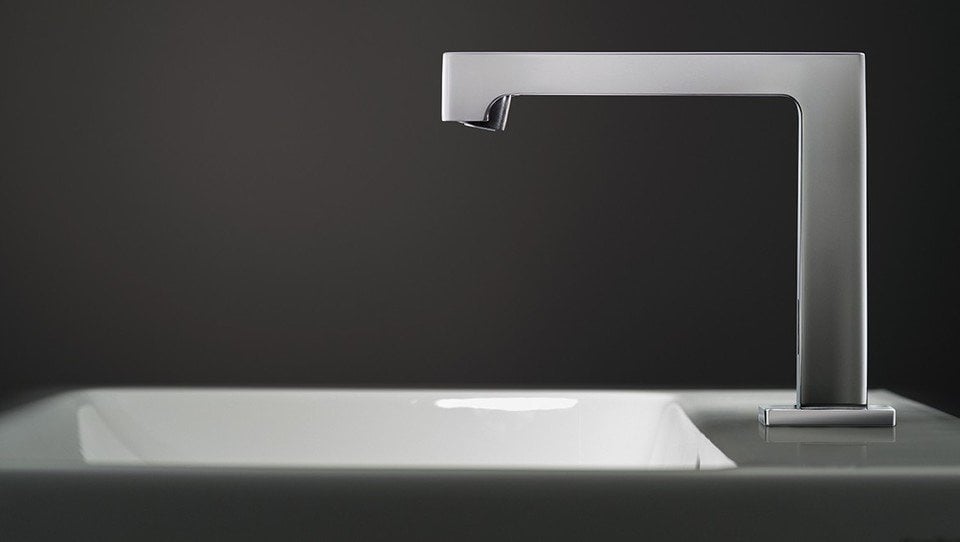 Geberit Brenta Fotoselli Lavabo Bataryası Elektrikli Tek Su Girişli
