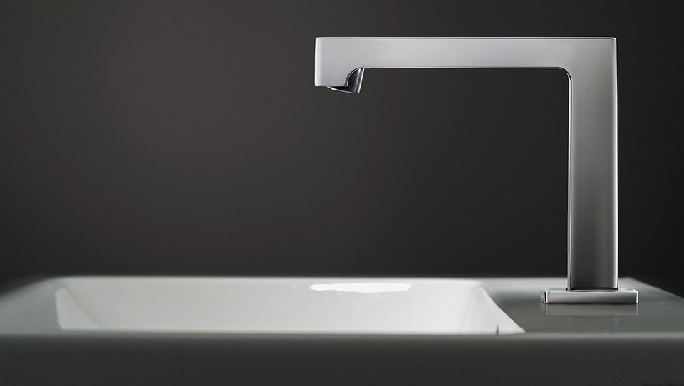 Geberit Brenta Fotoselli Lavabo Bataryası Jeneratörlü Tek Su Girişli